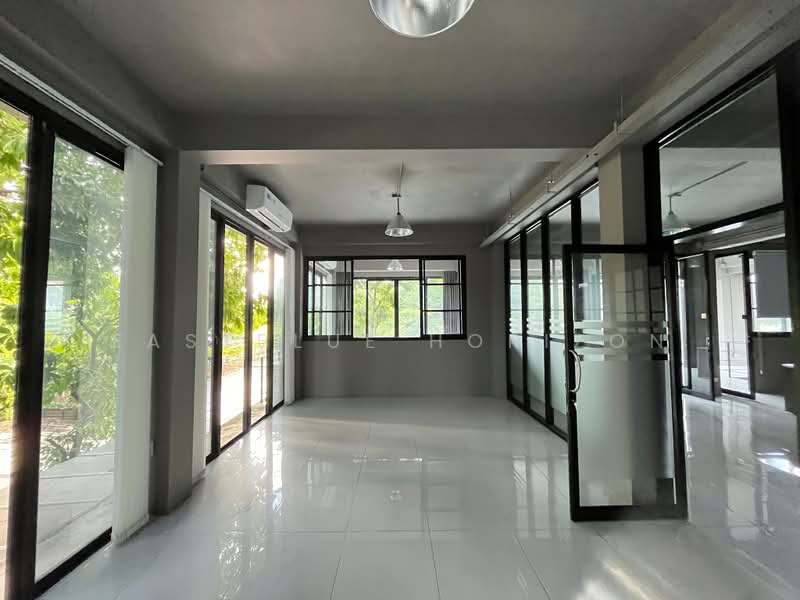 Office Area Ladprao, Bangkok, Chatuchak, Chatuchak, Bangkok, , 1,200 sqm, Office Space For Sale, by Eastblue Horizon, 500409688 - DDproperty.com