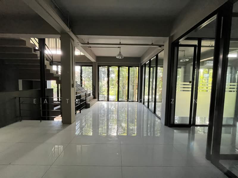 Office Area Ladprao, กรุงเทพ, จตุจักร, จตุจักร, กรุงเทพ, 1,200 ตร.ม., สำนักงาน ขาย, โดย Eastblue Horizon, 500409688 - DDproperty.com
