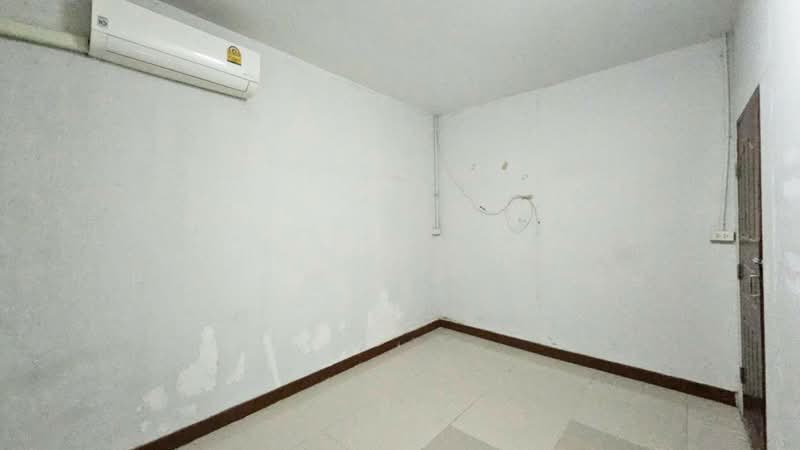 หลังคาแดง เคหะร่มเกล้า24, กรุงเทพ, คลองสองต้นนุ่น, ลาดกระบัง, กรุงเทพ, 100 ตร.ม., ทาวน์เฮ้าส์ ขาย, โดย The Best Property ไข่นุ้ย, 500409712 - DDproperty.com