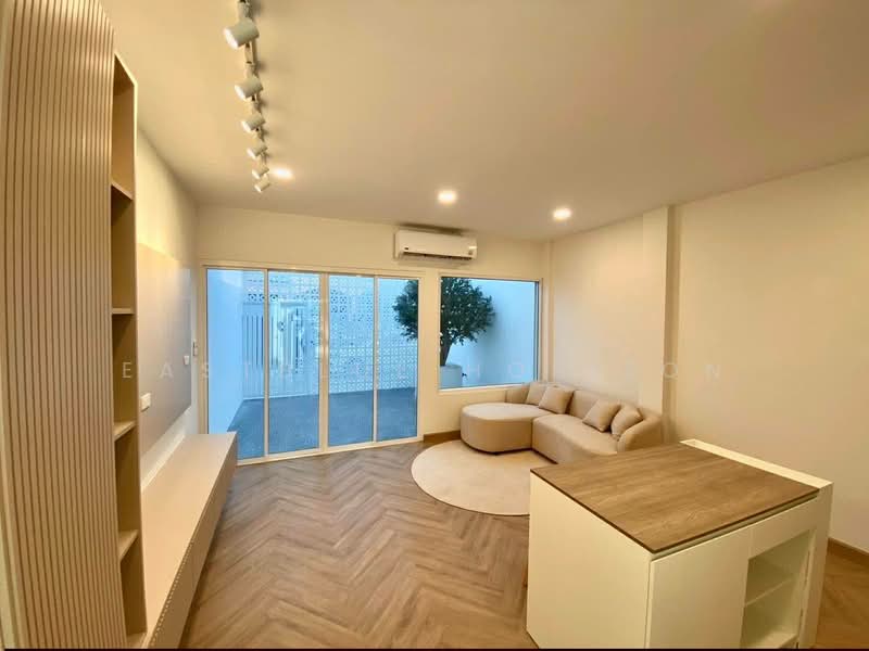 Townhouse Area Latphrao, กรุงเทพ, อนุสาวรีย์, บางเขน, กรุงเทพ, 100 ตร.ม., ทาวน์เฮ้าส์ ขาย, โดย Eastblue Horizon, 500409728 - DDproperty.com