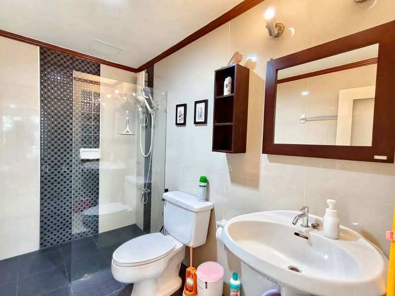 Waterford Park Rama 4, Bangkok, 77 Phum Chit Alley, Phra Kanong, Khlong Toei, Bangkok, 1 Bedroom, 54 sqm, Condo For Sale, by Nantapat Warakdee, 500409729 - DDproperty.com