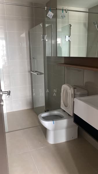 15 Sukhumvit Residences, Bangkok, Soi Sukhumvit 15, Khlongtoei Nua, Watthana, Bangkok, 2 Bedrooms, 90 sqm, Condo For Rent, by Netsanthiah Ai, 500409773 - DDproperty.com