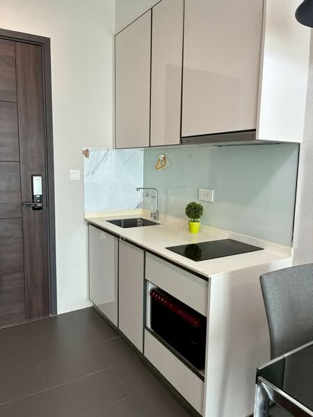 C Ekkamai, Bangkok, 888 Soi Sukhumvit 63, Sukhumvit Road, Khlong Tan Nua, Watthana, Bangkok, 1 Bedroom, 31 sqm, Condo For Rent, by Airada Parasarn, 500409789 - DDproperty.com