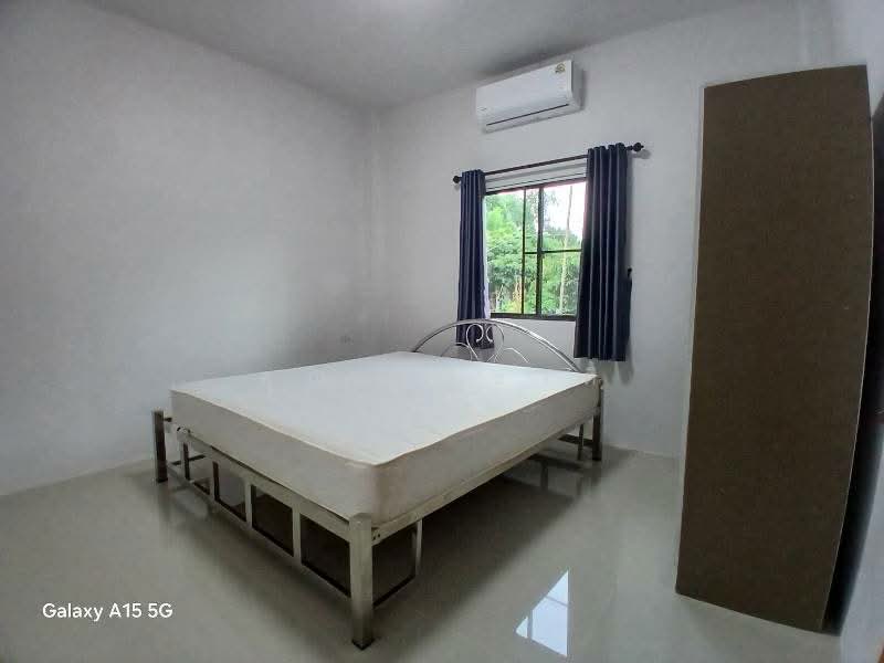 Home for rent near Grand Canyou Hang Dong : ให้เช่าบ้าน แถวสวนน้ำแกรนแคนยอน หางดง เชียงใหม่, เชียงใหม่, น้ำแพร่, หางดง, เชียงใหม่, 140 ตร.ม., บ้านเดี่ยว ให้เช่า, โดย คุณ ธีรชาติ, 500409797 - DDproperty.com