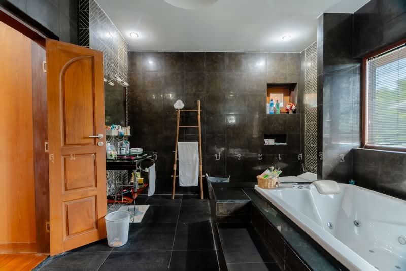 Palm Hills Golf Club and Residence, Phetchaburi, 1444 Phet Kasem Rd, Cha-am, Cha-Am, Phetchaburi, 4 Bedrooms, 525 sqm, Villa For Sale, by สุมาลี วิไลประเสริฐ, 500409803 - DDproperty.com
