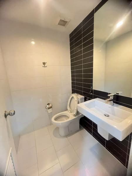 Sixnature Kalapaphruek, Bangkok, Kanlapaphruek Road, Bang Khae, Bangkok, 3 Bedrooms, 160 sqm, Townhouse For Rent, by บุษบา รัตนวงษ์ชัย, 500409807 - DDproperty.com
