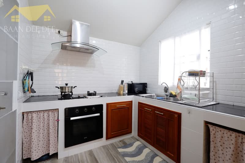 A house for rent near Charoen Charoen Market, Chiang Mai Rental Price: 20,000 THB / month No.13H098, Chiang Mai, San Ton Pao, San Kamphaeng, Chiang Mai, 3 Bedrooms, 150 sqm, Single Detached House For Rent, by Baandeedee Chiangmai, 500409811 - DDproperty.com