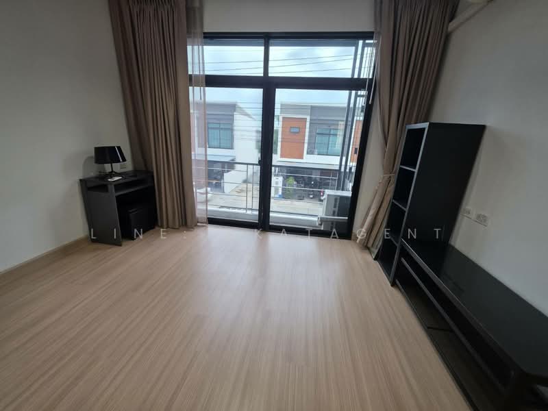 The Proud Wongwaen-Ramintra, Bangkok, Soi 15 Suan Laem Klong Nueng Road, Bang Chun, Khlong Sam Wa, Bangkok, 3 Bedrooms, 144 sqm, Single Detached House For Rent, by Line: @KatAgent, 500409812 - DDproperty.com