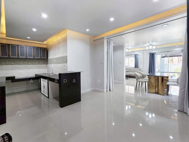 Residence Park Chuan Chuen City, Bangkok, Tha Rang, Bang Khen, Bangkok, 4 Bedrooms, 200 sqm, Single Detached House For Rent, by Airada Parasarn, 500409850 - DDproperty.com
