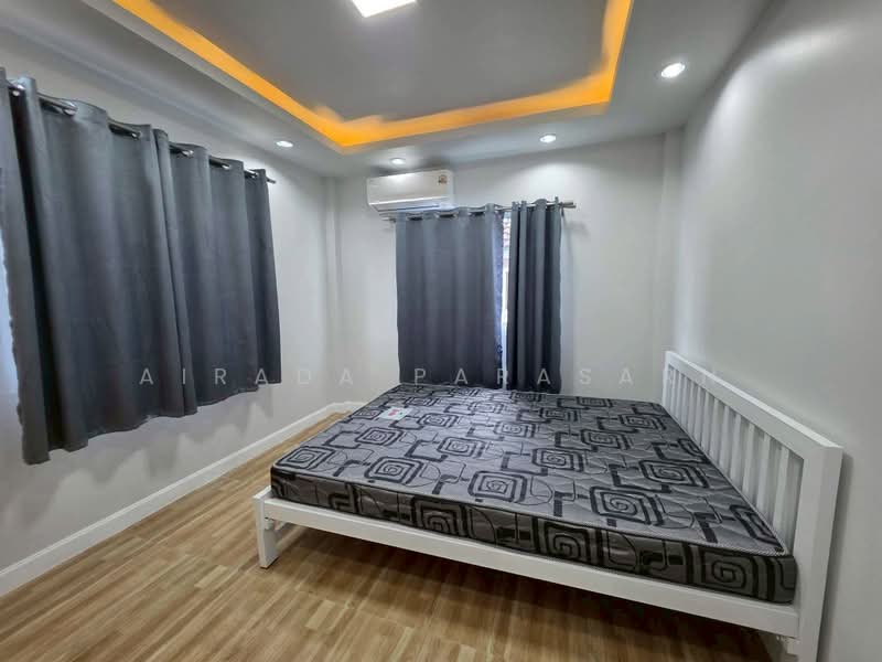 Residence Park Chuan Chuen City, Bangkok, Tha Rang, Bang Khen, Bangkok, 4 Bedrooms, 200 sqm, Single Detached House For Rent, by Airada Parasarn, 500409850 - DDproperty.com