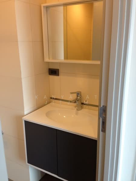 Wyne Sukhumvit, Bangkok, 1120 Sukhumvit Road, Phra Kanong, Khlong Toei, Bangkok, 1 Bedroom, 42 sqm, Condo For Rent, by Kanyarat Jitjam, 500409852 - DDproperty.com
