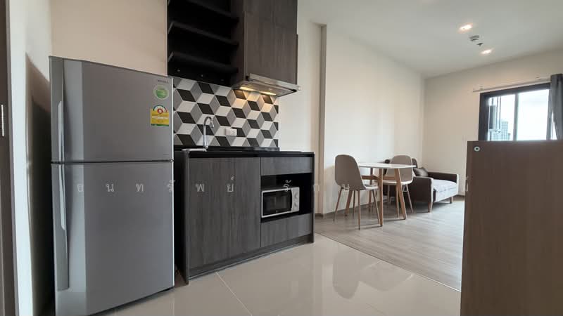 The Base Phetchaburi-Thonglor, Bangkok, Phetchaburi Rd, Bang Kapi, Huai Khwang, Bangkok, 1 Bedroom, 31 sqm, Condo For Rent, by ธนทรัพย์ รักษาชนม์, 500409862 - DDproperty.com