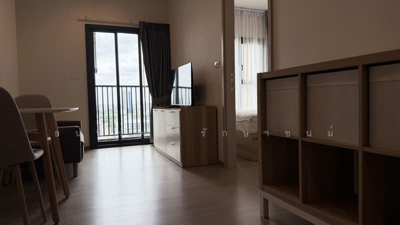 The Base Phetchaburi-Thonglor, Bangkok, Phetchaburi Rd, Bang Kapi, Huai Khwang, Bangkok, 1 Bedroom, 31 sqm, Condo For Rent, by ธนทรัพย์ รักษาชนม์, 500409862 - DDproperty.com
