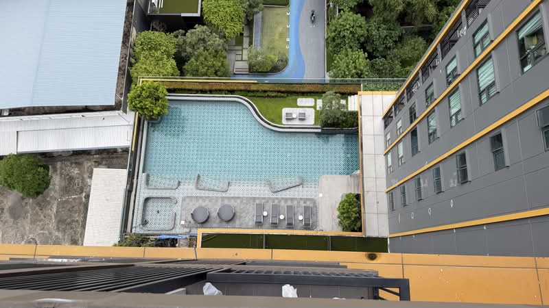 The Base Phetchaburi-Thonglor, Bangkok, Phetchaburi Rd, Bang Kapi, Huai Khwang, Bangkok, 1 Bedroom, 31 sqm, Condo For Rent, by ธนทรัพย์ รักษาชนม์, 500409862 - DDproperty.com