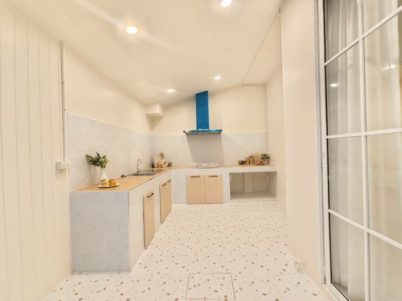 Ruenruedee 3 Ramintra-Hathairaj, Bangkok, Hathairat Road, Min Buri, Bangkok, 4 Bedrooms, 92 sqm, Townhouse For Sale, by นภัสศรณ์ วงศ์สินไทยกร (นันท์), 500409867 - DDproperty.com