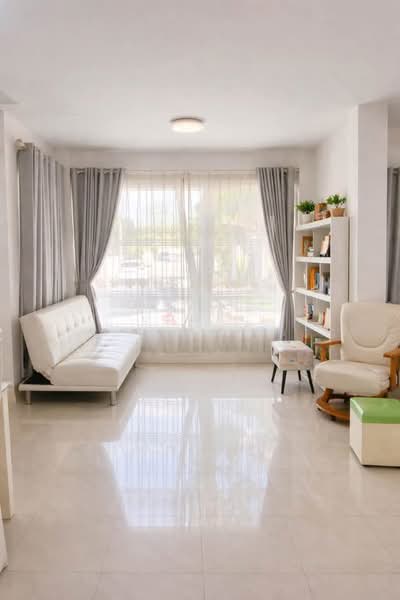 Perfect Place Sukhumvit 77-Suvarnabhumi, Samut Prakan, Lat Krabang Road, Rachathewa, Bang Plee, Samut Prakan, 3 Bedrooms, 200 sqm, Single Detached House For Sale, by ปุณณภา นารานนทชัย, 500409897 - DDproperty.com