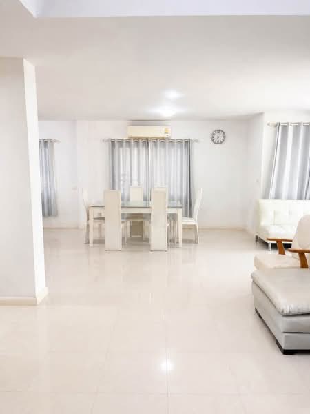 Perfect Place Sukhumvit 77-Suvarnabhumi : เพอร์เฟค เพลส สุขุมวิท77-สุวรรณภูมิ, สมุทรปราการ, ถนนลาดกระบัง, ราชาเทวะ, บางพลี, สมุทรปราการ, 200 ตร.ม., บ้านเดี่ยว ขาย, โดย ปุณณภา นารานนทชัย, 500409897 - DDproperty.com