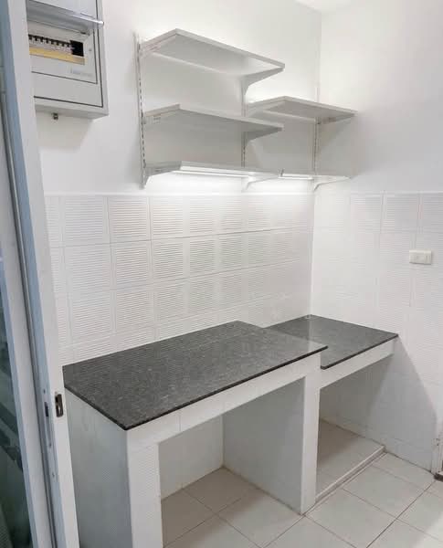 Perfect Place Sukhumvit 77-Suvarnabhumi, Samut Prakan, Lat Krabang Road, Rachathewa, Bang Plee, Samut Prakan, 3 Bedrooms, 200 sqm, Single Detached House For Sale, by ปุณณภา นารานนทชัย, 500409897 - DDproperty.com
