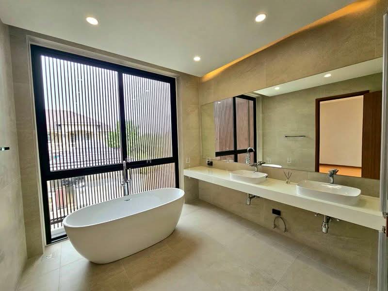 EDEN Srinakarin Suan Luang, Bangkok, Dok Mai, Prawet, Bangkok, 4 Bedrooms, 416 sqm, Single Detached House For Sale, by สรภพ ยอดไชย (สีฝุ่น), 500409967 - DDproperty.com