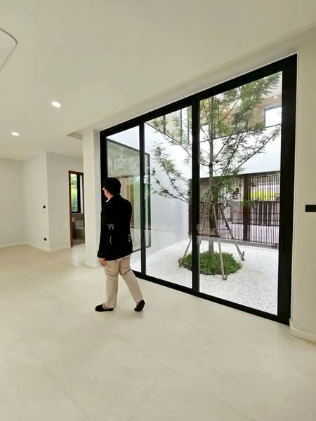 EDEN Srinakarin Suan Luang, Bangkok, Dok Mai, Prawet, Bangkok, 4 Bedrooms, 416 sqm, Single Detached House For Sale, by สรภพ ยอดไชย (สีฝุ่น), 500409967 - DDproperty.com