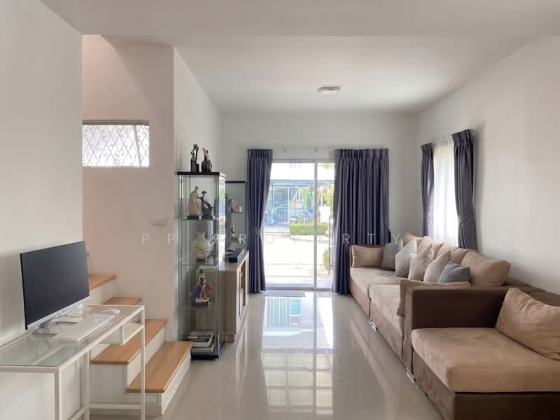 Pruksa Ville 92 Onnut-Suvarnabhumi : พฤกษาวิลล์ 92 อ่อนนุช-สุวรรณภูมิ, สมุทรปราการ, ซ.ลาดกระบัง 14/1 ถ.ลาดกระบัง, ราชาเทวะ, บางพลี, สมุทรปราการ, 110 ตร.ม., ทาวน์เฮ้าส์ ขาย, โดย PP Property, 500409973 - DDproperty.com