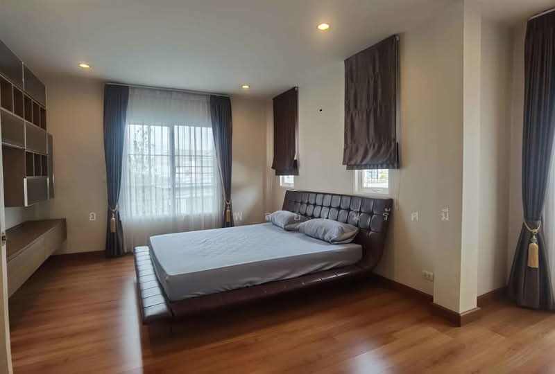 CASA GRAND Phetkasem Sai 1 : คาซ่า แกรนด์ เพชรเกษม สาย 1, กรุงเทพ, ถนน พุทธมณฑลสาย 1, บางด้วน, ภาษีเจริญ, กรุงเทพ, 300 ตร.ม., บ้านเดี่ยว ให้เช่า, โดย อดิศร พลอยมีรัศมี, 500409980 - DDproperty.com