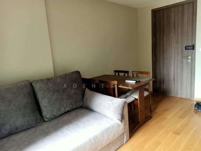Altitude Samyan-Silom, Bangkok, 195 Si Phraya Road, Maha Phrutharam, Bang Rak, Bangkok, 1 Bedroom, 35 sqm, Condo For Rent, by Agentbkk, 500410016 - DDproperty.com