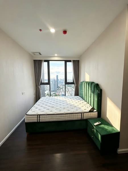 Knightsbridge Prime Sathorn, Bangkok, 599 Naradhiwas Rajanagarindra Road, Thung Maha Mek, Sathon, Bangkok, 1 Bedroom, 38 sqm, Condo For Rent, by Juthabhorn Uppachit (Amy), 500410031 - DDproperty.com