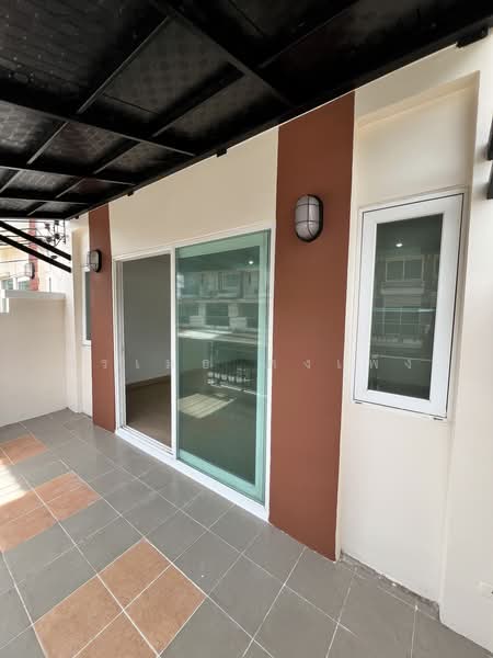 Supalai Ville Srinakarin-King Kaeo, Samut Prakan, Kingkaew-Srinakarin Road, Bangphli Yai, Bang Plee, Samut Prakan, 4 Bedrooms, 180 sqm, Townhouse For Sale, by วรเมธ คงเพ็ง, 500410074 - DDproperty.com
