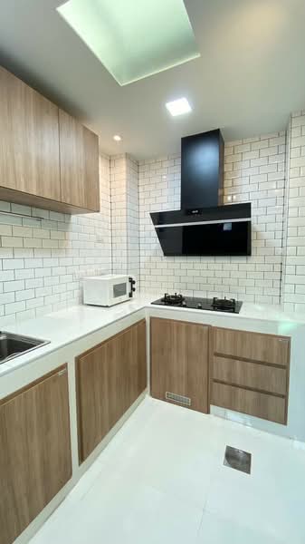 Golden Town Srinakarin-Sukhumvit : โกลเด้น ทาวน์ ศรีนคริทร์-สุขุมวิท, สมุทรปราการ, 133 หมู่ 4, บางเมือง, เมืองสมุทรปราการ, สมุทรปราการ, 96 ตร.ม., ทาวน์เฮ้าส์ ให้เช่า, โดย Forty-Six Real Estate Group, 500410096 - DDproperty.com