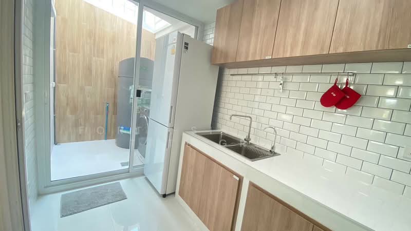 Golden Town Srinakarin-Sukhumvit, Samut Prakan, 133 Moo 4, Bang Mueng, Muang Samut Prakarn, Samut Prakan, 3 Bedrooms, 96 sqm, Townhouse For Rent, by Forty-Six Real Estate Group, 500410096 - DDproperty.com