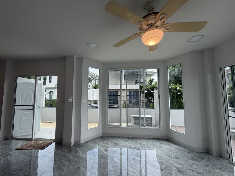 Perfect Place Sukhumvit 77-Suvarnabhumi : เพอร์เฟค เพลส สุขุมวิท77-สุวรรณภูมิ, สมุทรปราการ, ถนนลาดกระบัง, ราชาเทวะ, บางพลี, สมุทรปราการ, 170 ตร.ม., บ้านเดี่ยว ขาย, โดย สุรพัฒน์ ภูธนากิจ, 500410111 - DDproperty.com