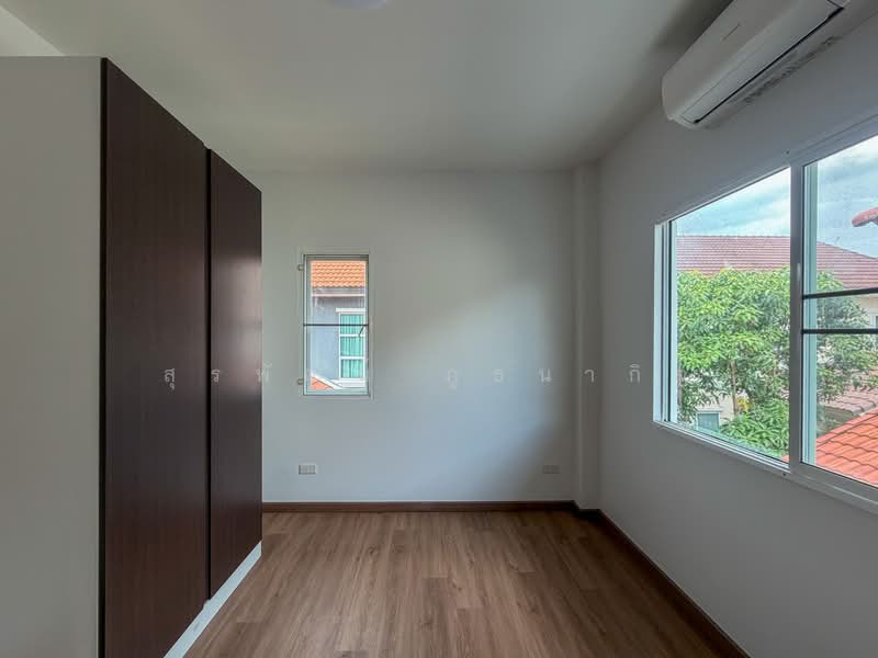 Perfect Place Sukhumvit 77-Suvarnabhumi, Samut Prakan, Lat Krabang Road, Rachathewa, Bang Plee, Samut Prakan, 4 Bedrooms, 170 sqm, Single Detached House For Sale, by สุรพัฒน์ ภูธนากิจ, 500410111 - DDproperty.com