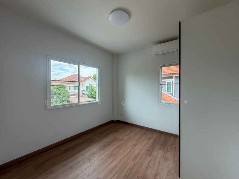 Perfect Place Sukhumvit 77-Suvarnabhumi, Samut Prakan, Lat Krabang Road, Rachathewa, Bang Plee, Samut Prakan, 4 Bedrooms, 170 sqm, Single Detached House For Sale, by สุรพัฒน์ ภูธนากิจ, 500410111 - DDproperty.com
