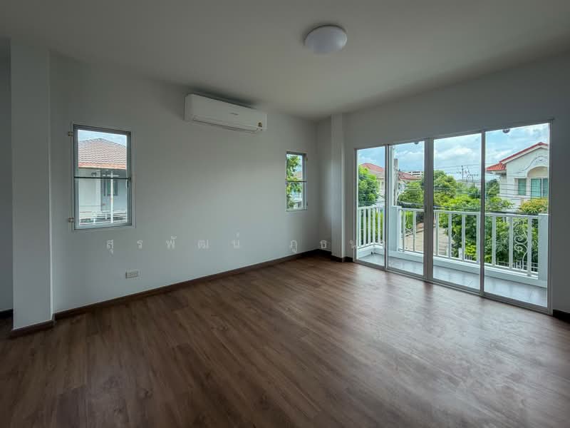 Perfect Place Sukhumvit 77-Suvarnabhumi, Samut Prakan, Lat Krabang Road, Rachathewa, Bang Plee, Samut Prakan, 4 Bedrooms, 170 sqm, Single Detached House For Sale, by สุรพัฒน์ ภูธนากิจ, 500410111 - DDproperty.com