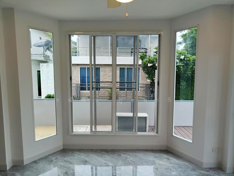 Perfect Place Sukhumvit 77-Suvarnabhumi : เพอร์เฟค เพลส สุขุมวิท77-สุวรรณภูมิ, สมุทรปราการ, ถนนลาดกระบัง, ราชาเทวะ, บางพลี, สมุทรปราการ, 170 ตร.ม., บ้านเดี่ยว ขาย, โดย สุรพัฒน์ ภูธนากิจ, 500410111 - DDproperty.com