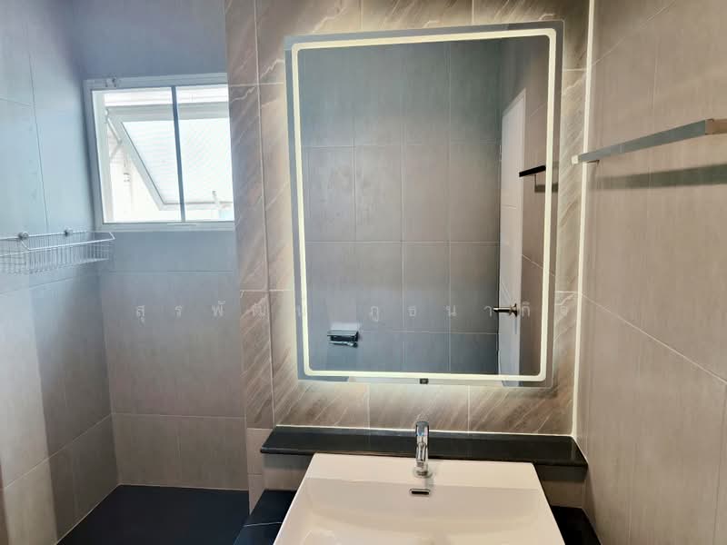 Perfect Place Sukhumvit 77-Suvarnabhumi : เพอร์เฟค เพลส สุขุมวิท77-สุวรรณภูมิ, สมุทรปราการ, ถนนลาดกระบัง, ราชาเทวะ, บางพลี, สมุทรปราการ, 170 ตร.ม., บ้านเดี่ยว ขาย, โดย สุรพัฒน์ ภูธนากิจ, 500410111 - DDproperty.com