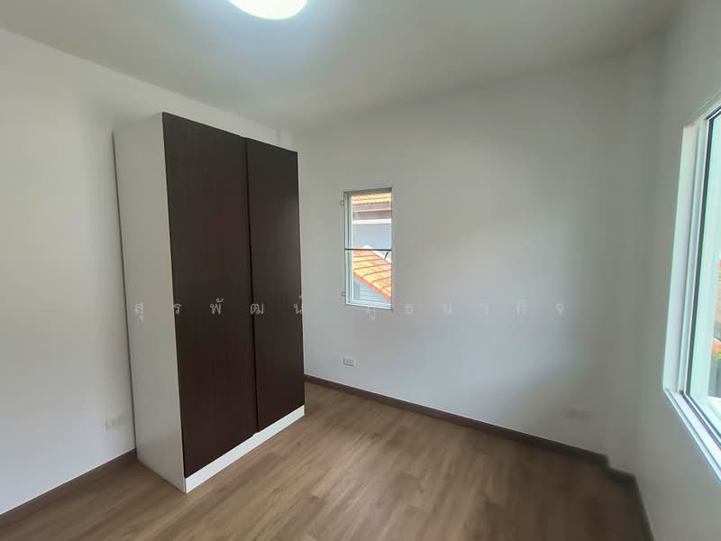 Perfect Place Sukhumvit 77-Suvarnabhumi, Samut Prakan, Lat Krabang Road, Rachathewa, Bang Plee, Samut Prakan, 4 Bedrooms, 170 sqm, Single Detached House For Sale, by สุรพัฒน์ ภูธนากิจ, 500410111 - DDproperty.com