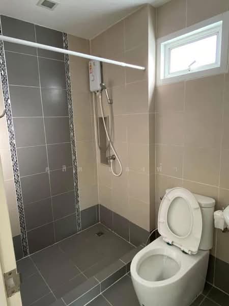 ให้เช่าบ้านแฝดหลังมุม ม.ทริโอทาวน์ ใกล้ J-park ศรีราชา, Chon Buri (Pattaya), Surasak, Si Racha, Chon Buri (Pattaya), 3 Bedrooms, 160 sqm, Semi-Detached House (Twin House) For Rent, by Dusit Saengfa, 500410113 - DDproperty.com