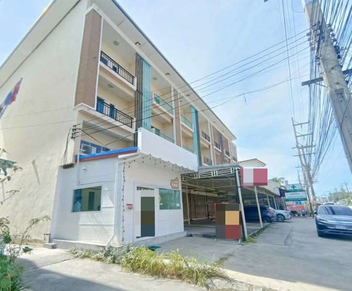ให้เช่าอาคารพาณิชย์ 3 ชั้น ใกล้โรบินสัน บ่อวิน ศรีราชา, Chon Buri (Pattaya), Bo Win, Si Racha, Chon Buri (Pattaya), , 200 sqm, Shophouse For Rent, by Dusit Saengfa, 500410121 - DDproperty.com