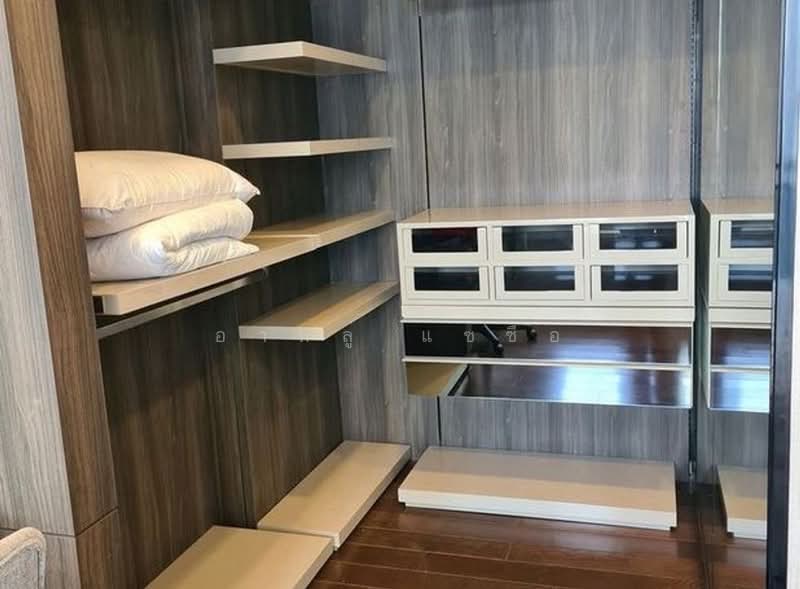 Ivy Ampio, Bangkok, 48 Ratchadaphisek Road, Huai Khwang, Bangkok, 3 Bedrooms, 136 sqm, Condo For Rent, by Arlu Seachue, 500410126 - DDproperty.com