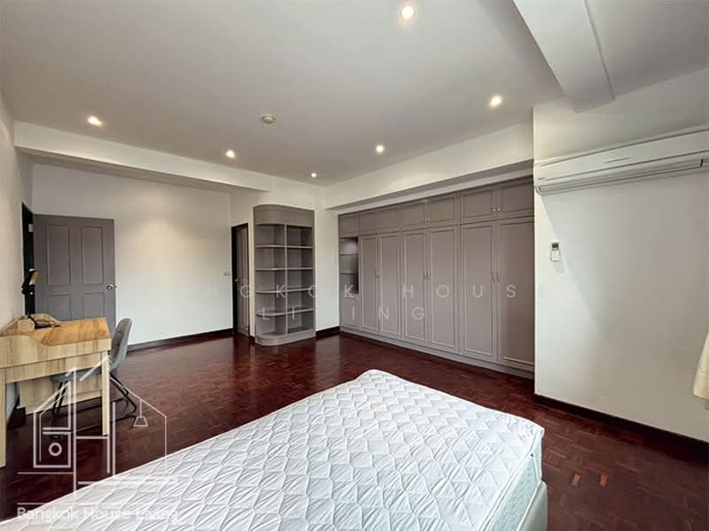 Prompong Mansion, Bangkok, 36 Soi Sukhumvit 39, Khlongtoei Nua, Watthana, Bangkok, 3 Bedrooms, 250 sqm, Condo For Rent, by Bangkok House Living, 500410173 - DDproperty.com