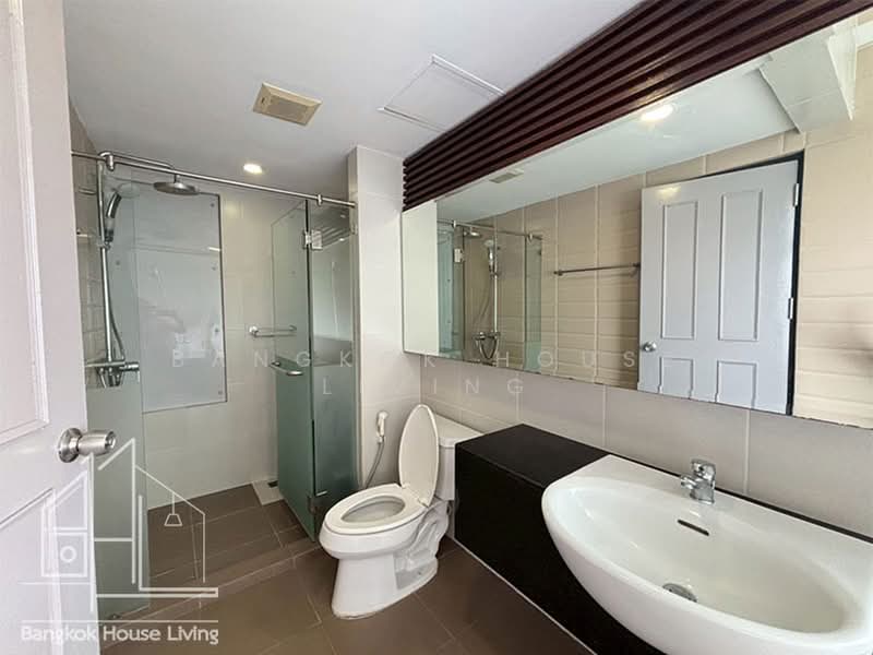 Prompong Mansion, Bangkok, 36 Soi Sukhumvit 39, Khlongtoei Nua, Watthana, Bangkok, 3 Bedrooms, 250 sqm, Condo For Rent, by Bangkok House Living, 500410173 - DDproperty.com