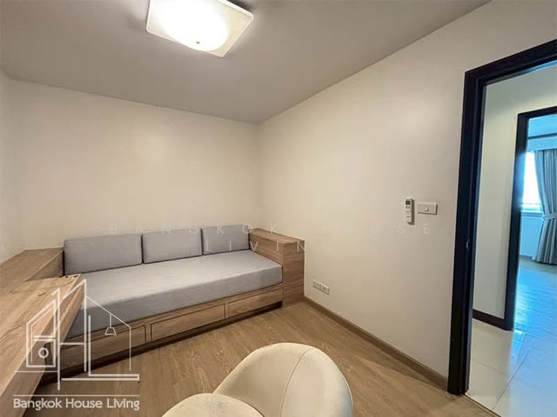 Royal Castle Sukhumvit, Bangkok, 30 Soi Sukhumvit 39, Khlongtoei Nua, Watthana, Bangkok, 3 Bedrooms, 133 sqm, Condo For Rent, by Bangkok House Living, 500410183 - DDproperty.com