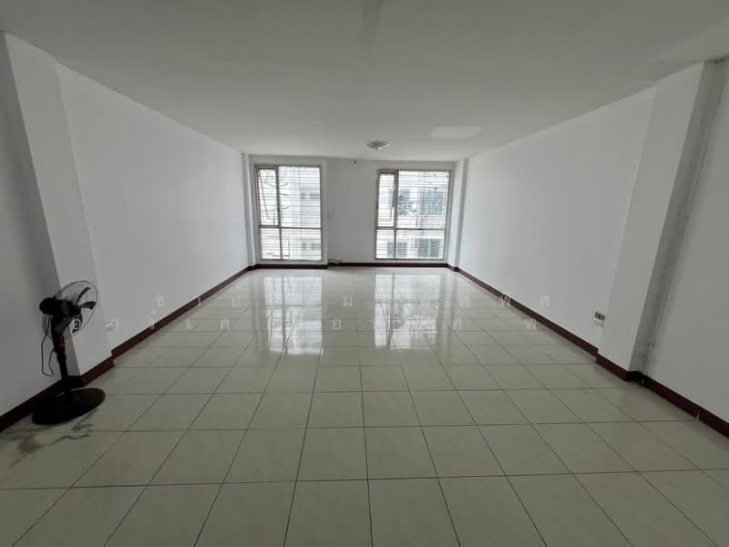 RK Office Park Ramintra - Ramkhamhaeng, Bangkok, Suwinthawong Road, Min Buri, Bangkok, 4 Bedrooms, 280 sqm, Townhouse For Sale, by ขายโฮมออฟฟิศ อาร์เค ออฟฟิศ พาร์ค (RK Office Park) ร่มเกล้าสุวรรณภูมิ, 500410208 - DDproperty.com