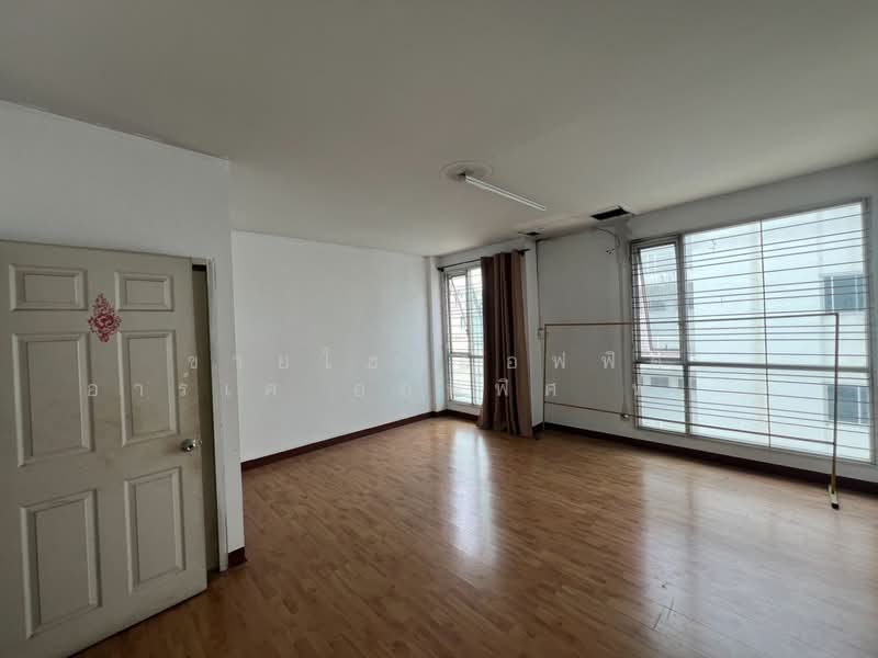 RK Office Park Ramintra - Ramkhamhaeng, Bangkok, Suwinthawong Road, Min Buri, Bangkok, 4 Bedrooms, 280 sqm, Townhouse For Sale, by ขายโฮมออฟฟิศ อาร์เค ออฟฟิศ พาร์ค (RK Office Park) ร่มเกล้าสุวรรณภูมิ, 500410208 - DDproperty.com