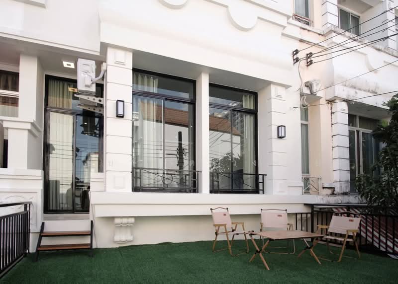 Baan Klang Muang British Town Srinakarin, Samut Prakan, Soi Baan Klang Muang British Town Srinakarin, Bang Kaeo, Bang Plee, Samut Prakan, 3 Bedrooms, 230 sqm, Townhouse For Rent, by บุษบา รัตนวงษ์ชัย, 500410217 - DDproperty.com