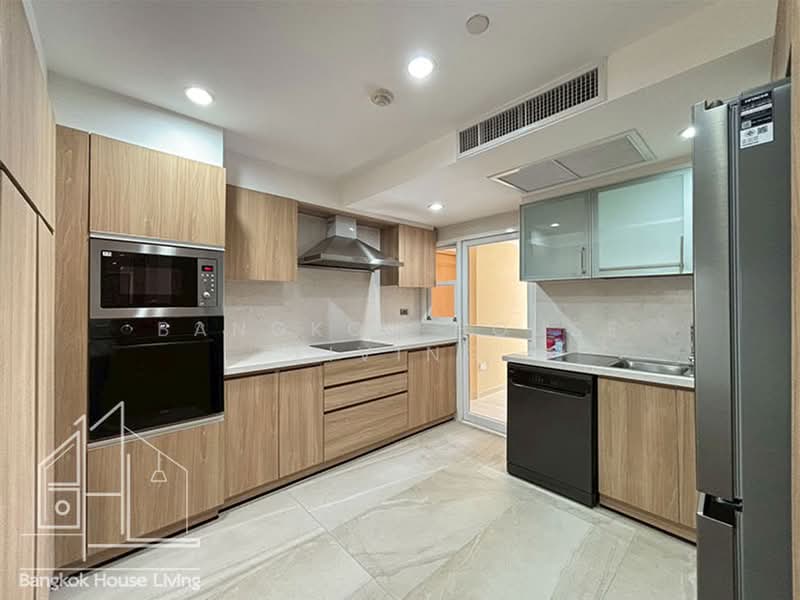 GM Height, Bangkok, Soi Sukhummvit 22, Khong Tan, Khlong Toei, Bangkok, 3 Bedrooms, 215 sqm, Apartment For Rent, by Bangkok House Living, 500410242 - DDproperty.com