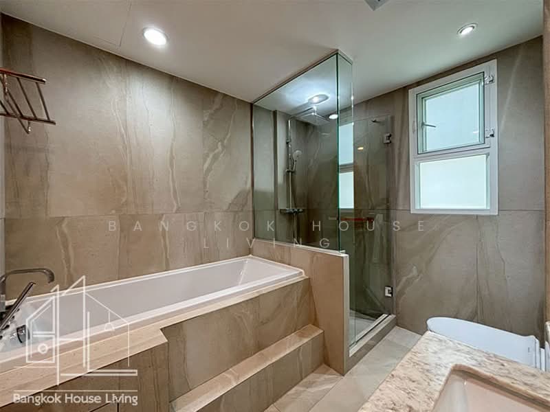 GM Height, Bangkok, Soi Sukhummvit 22, Khong Tan, Khlong Toei, Bangkok, 3 Bedrooms, 215 sqm, Condo For Rent, by Bangkok House Living, 500410246 - DDproperty.com