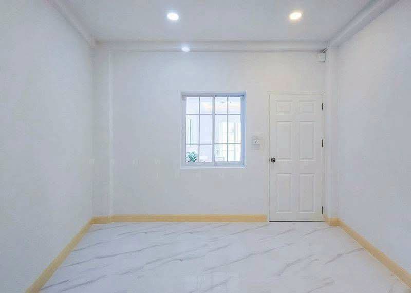 บัวทองธานี พาร์ค, Nonthaburi, Bang Bua Thong, Nonthaburi, 5 Bedrooms, 100 sqm, Townhouse For Sale, by สรภพ ยอดไชย (สีฝุ่น), 500410291 - DDproperty.com
